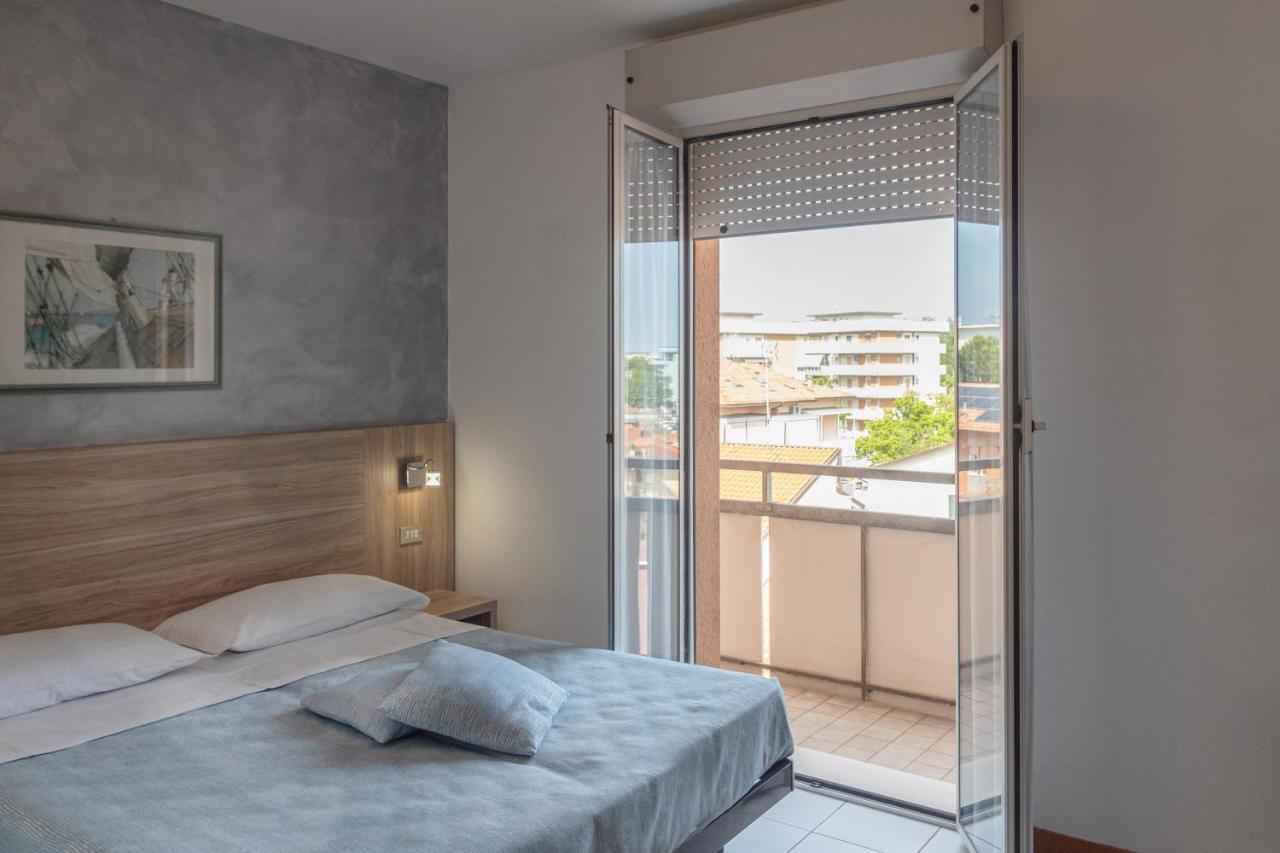 Hotel Boston Cesenatico Zewnętrze zdjęcie