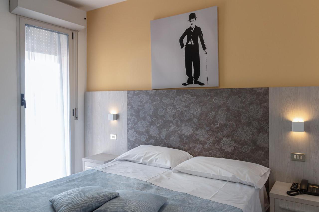 Hotel Boston Cesenatico Zewnętrze zdjęcie