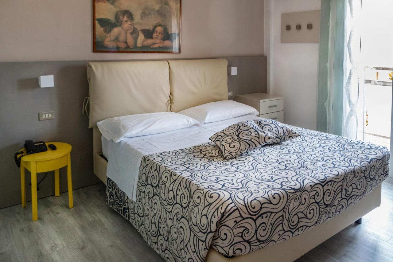 Hotel Boston Cesenatico Zewnętrze zdjęcie