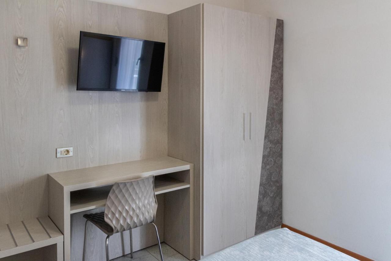 Hotel Boston Cesenatico Zewnętrze zdjęcie